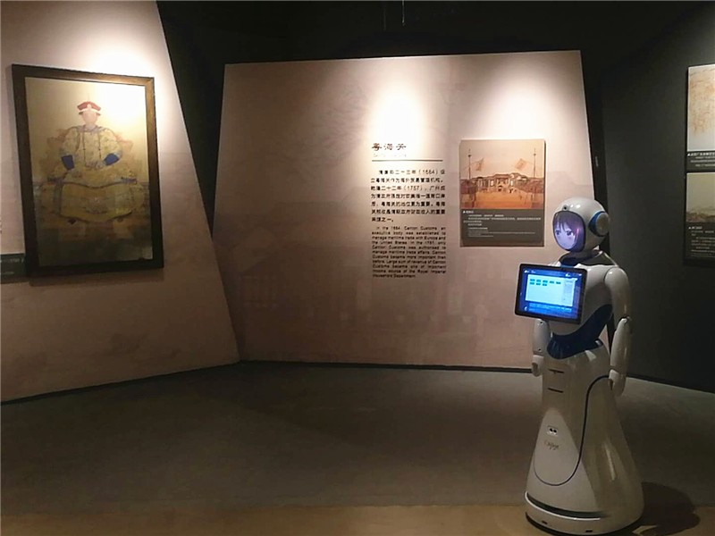 博物馆迎宾讲解机器人
